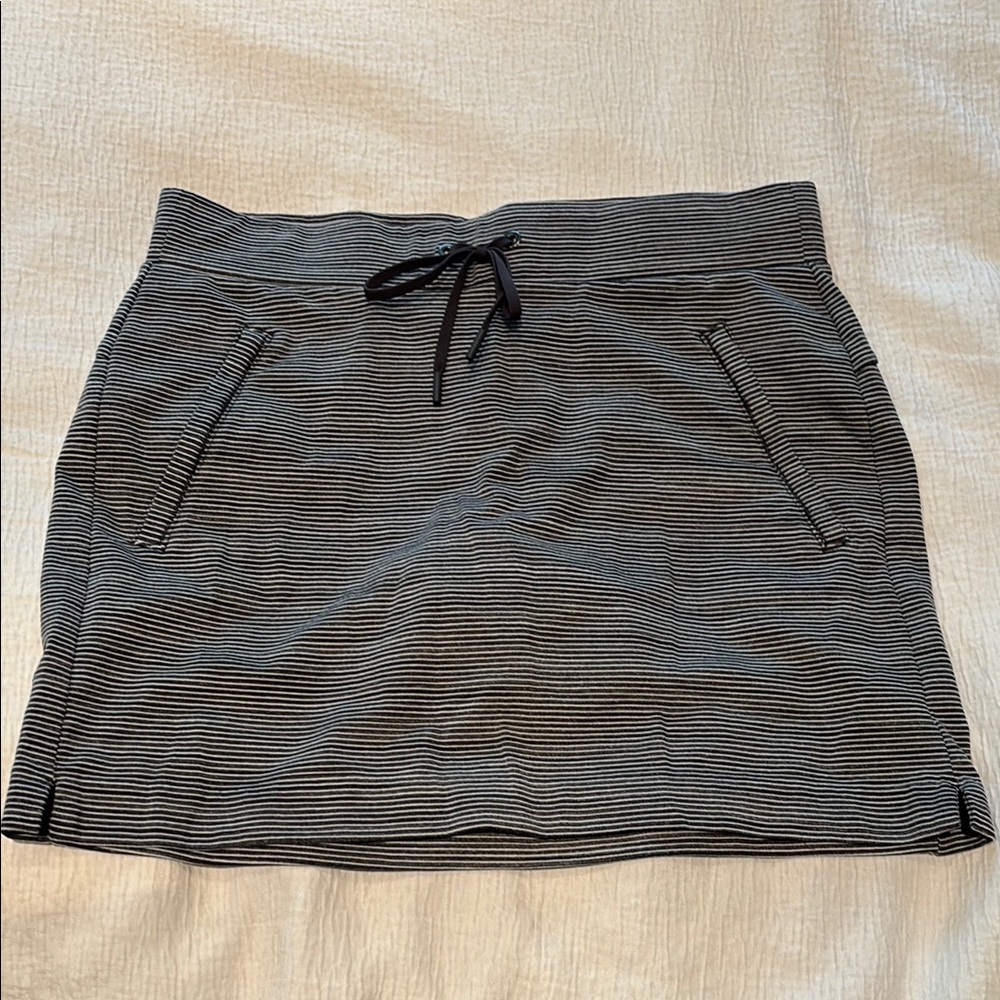 Striped Black and White Women's Skort